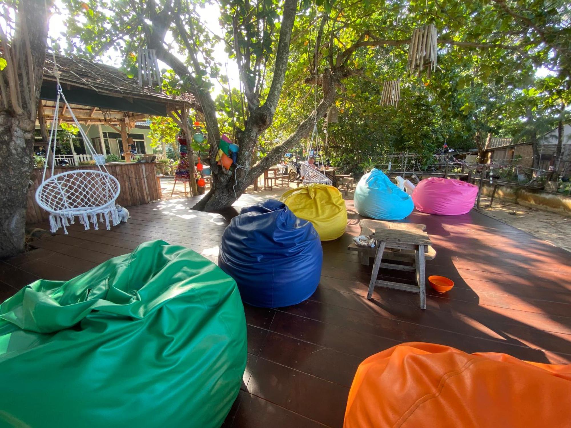 Coconut Lanta Resort @Klong Dow Beach Krabi town Екстериор снимка