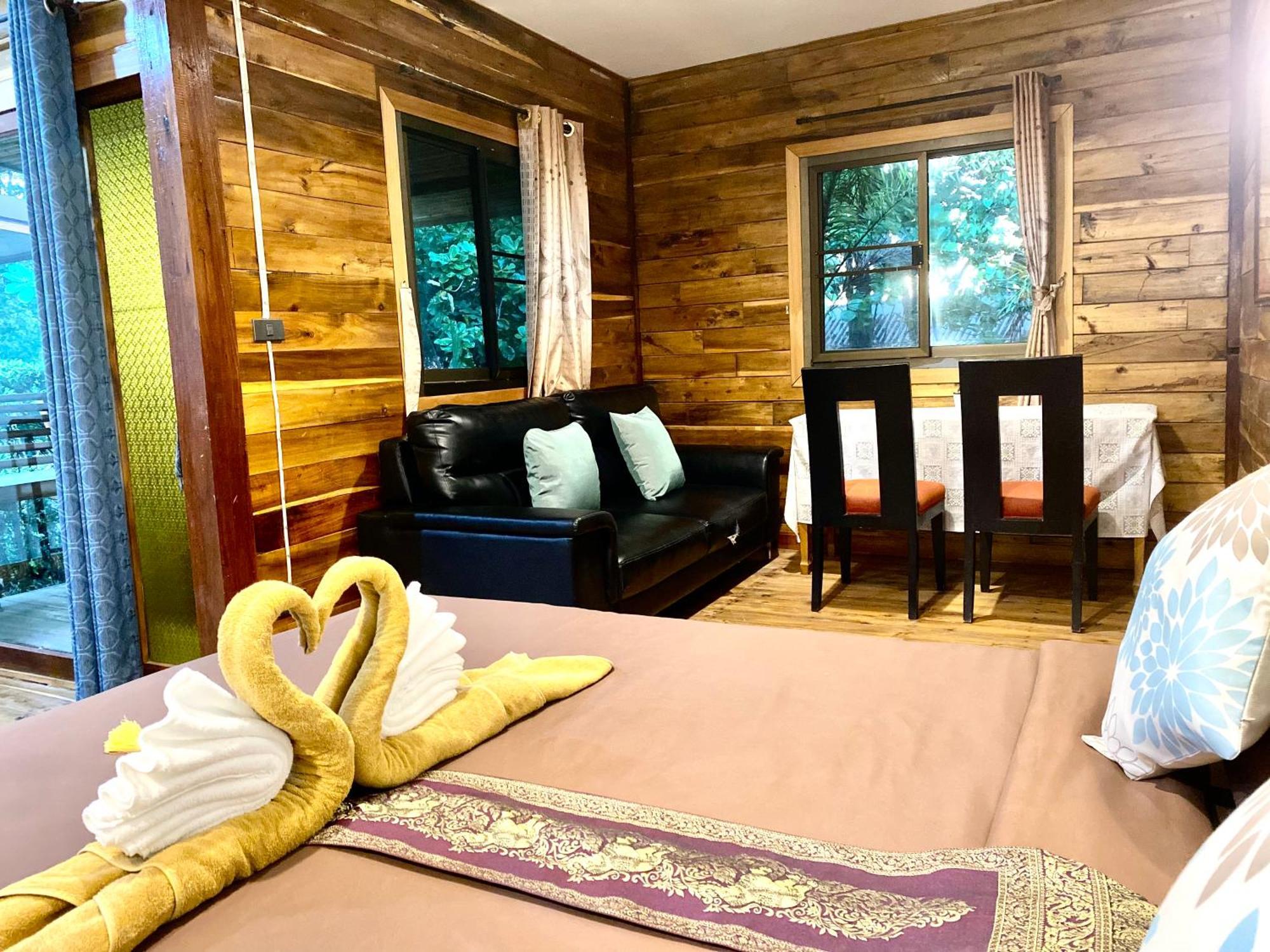 Coconut Lanta Resort @Klong Dow Beach Krabi town Екстериор снимка