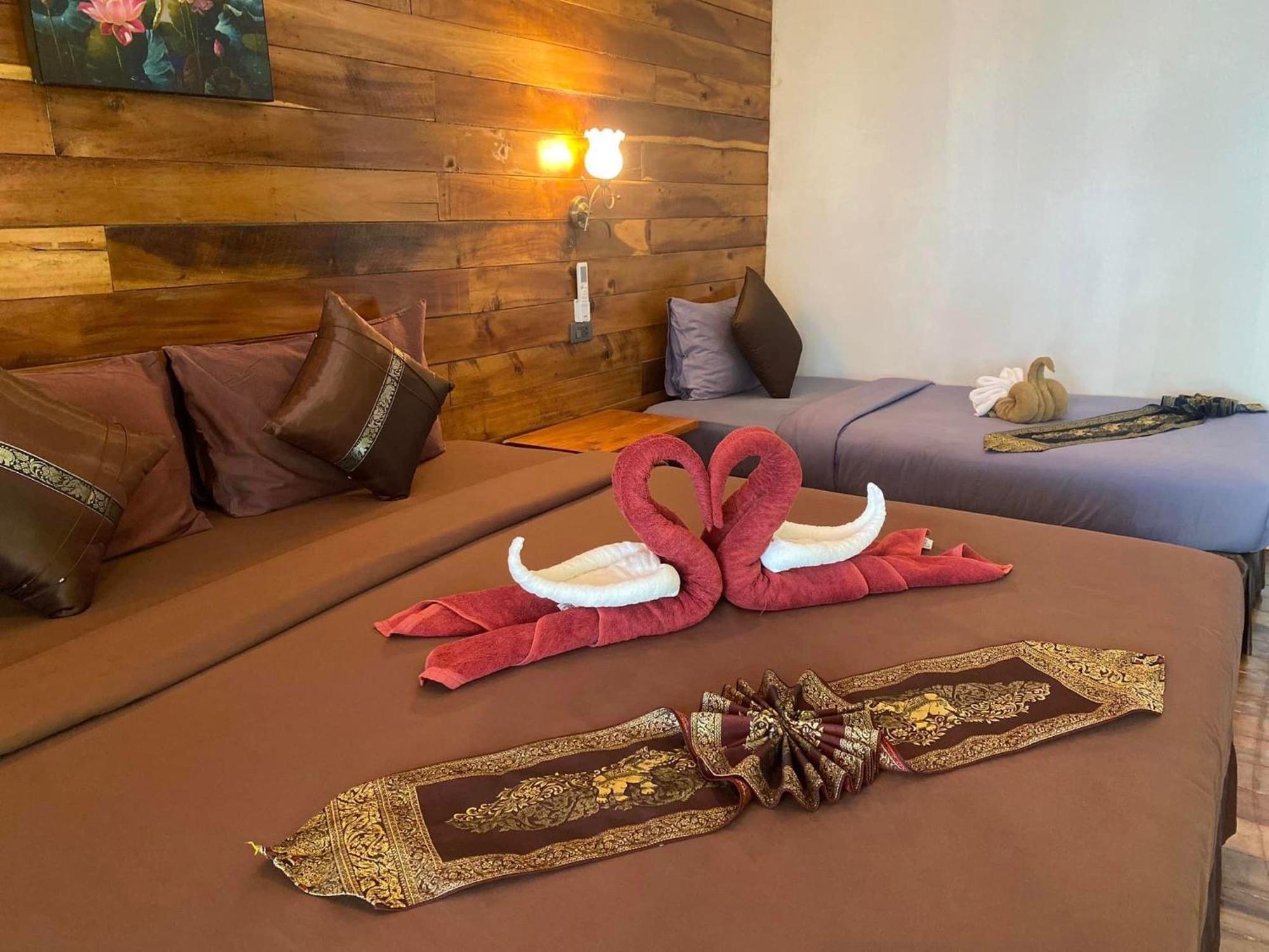 Coconut Lanta Resort @Klong Dow Beach Krabi town Екстериор снимка