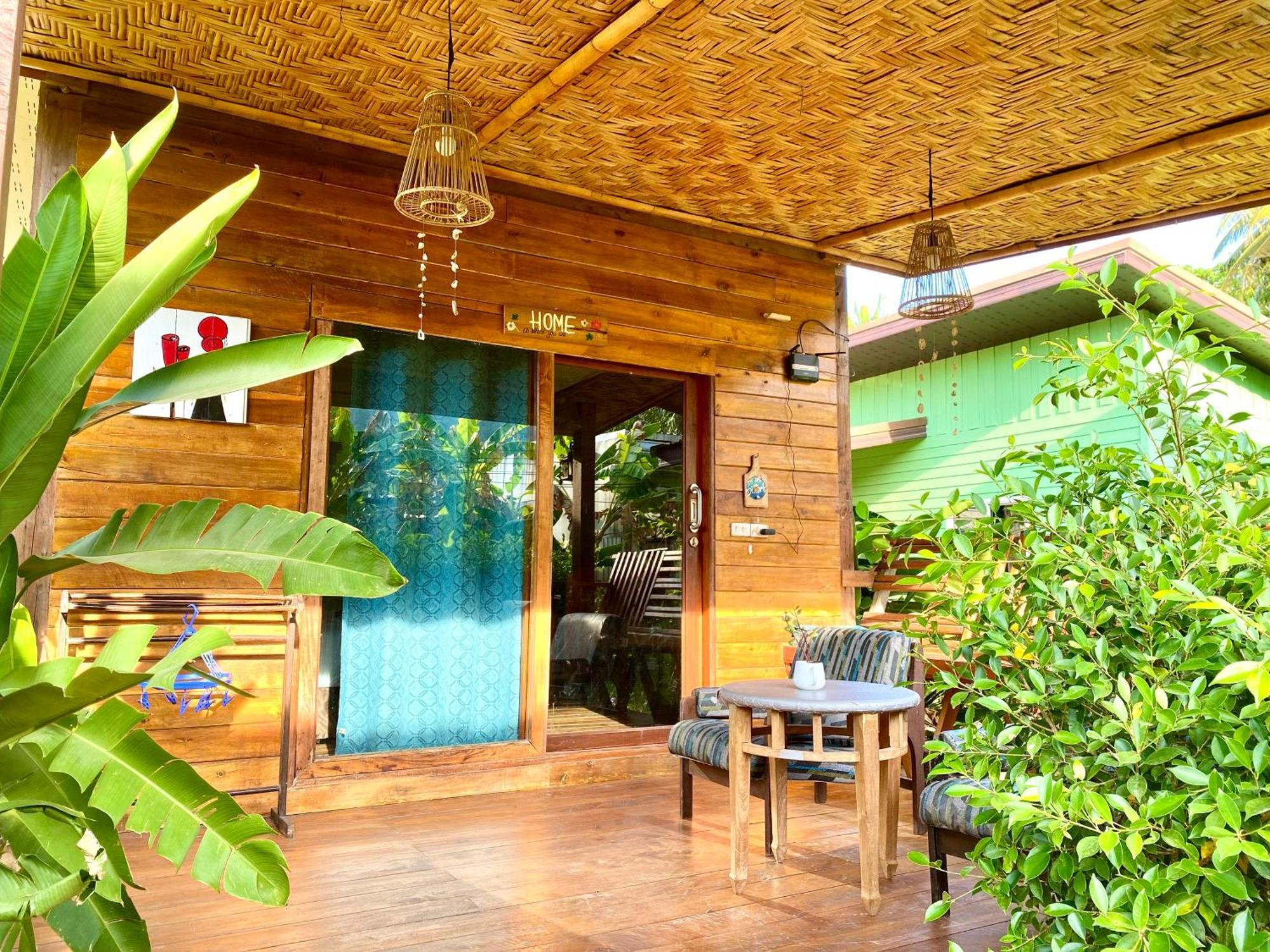 Coconut Lanta Resort @Klong Dow Beach Krabi town Екстериор снимка
