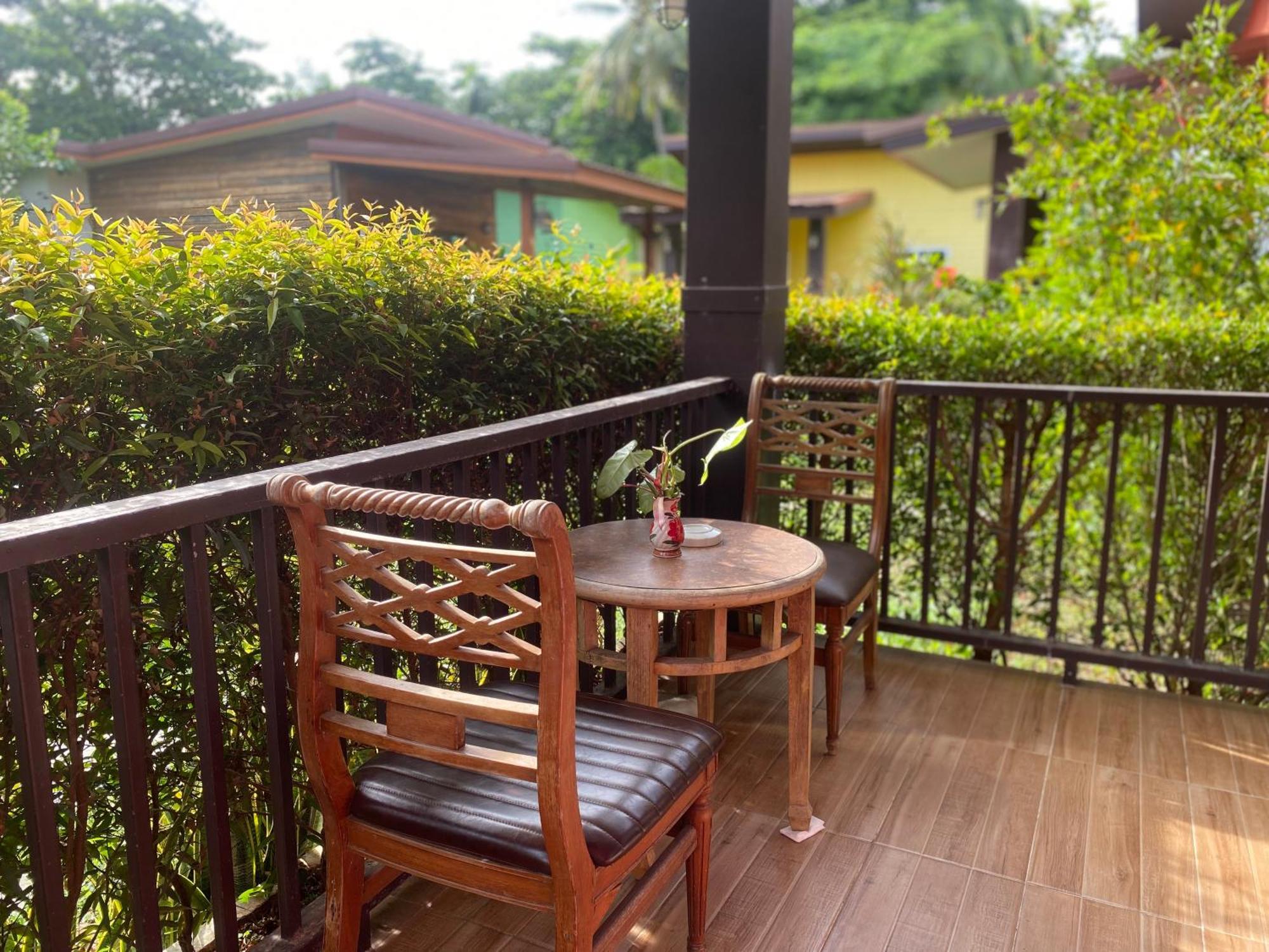 Coconut Lanta Resort @Klong Dow Beach Krabi town Екстериор снимка