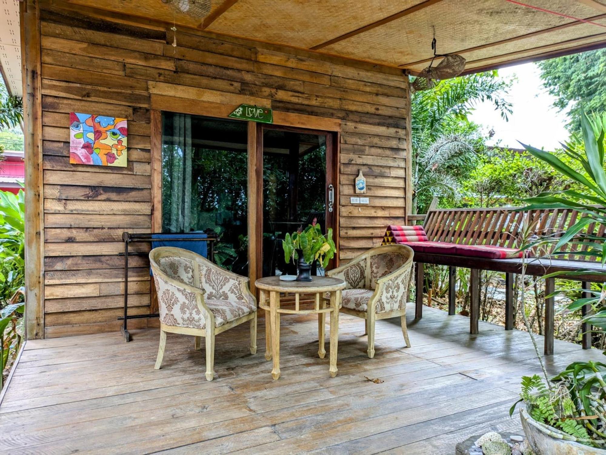 Coconut Lanta Resort @Klong Dow Beach Krabi town Екстериор снимка
